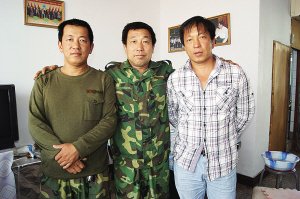 三兄弟十多年救28条命同获见义勇为称号